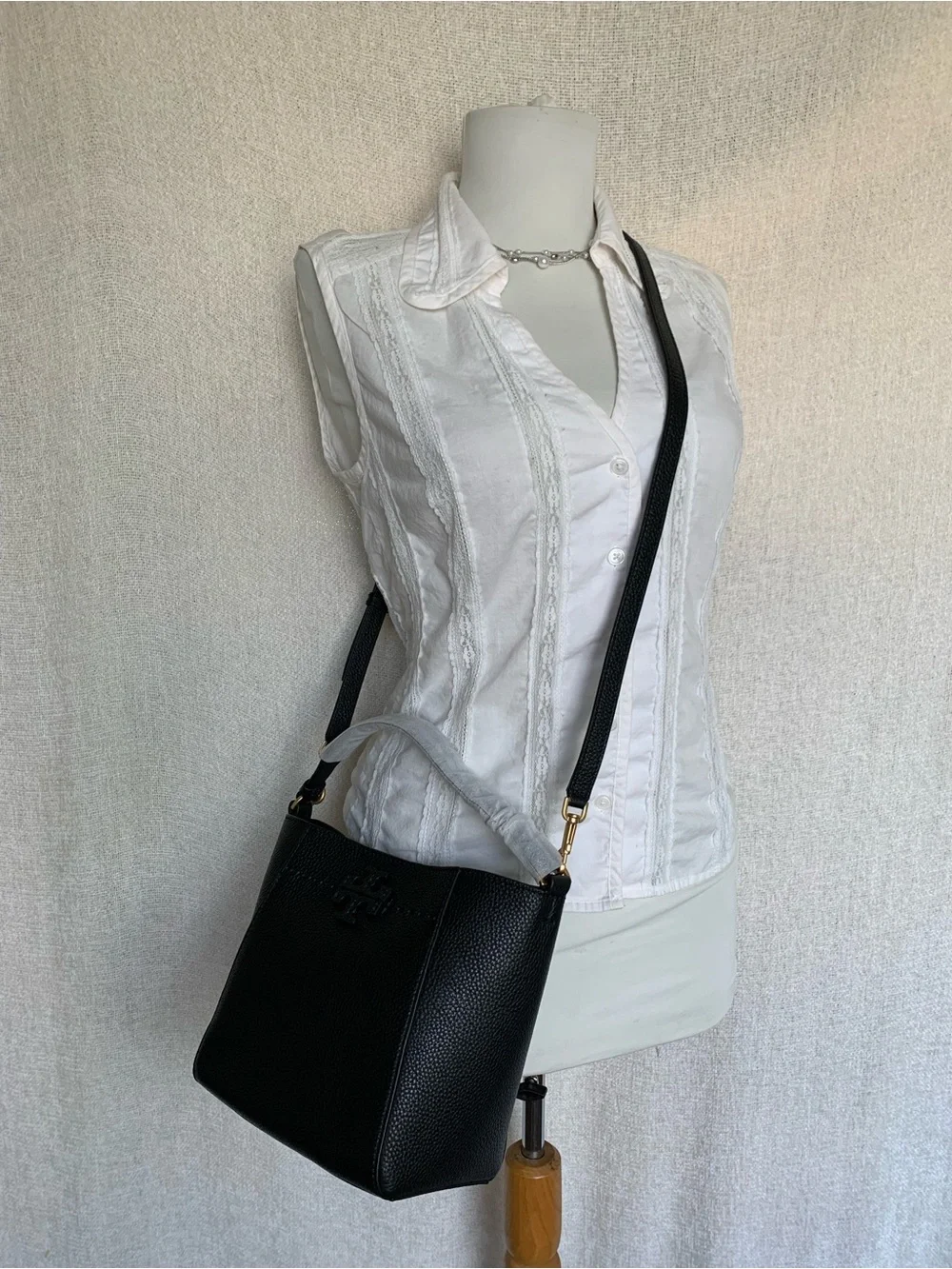 Tory Burch Mcgraw Black Pebbled Leather Small Bucket Tote Bag + Bi-fold Wallet